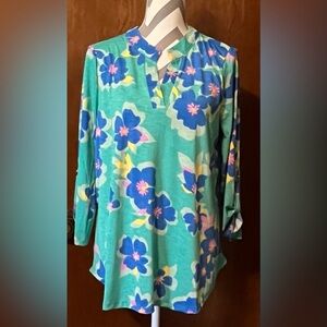 NWT Dear Scarlett Emerald Floral Lizzy 3/4 Sleeve Top